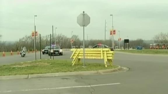 Police: Chiefs player kills woman, self