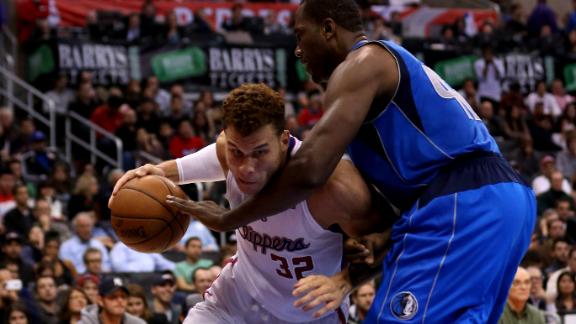 Griffin, Clippers roll Mavs for fourth straight win