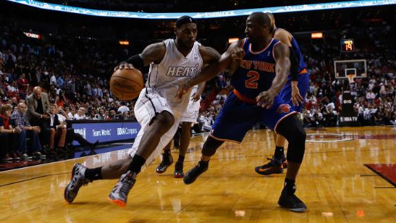 Melo out for Knicks day after receiving stitches
