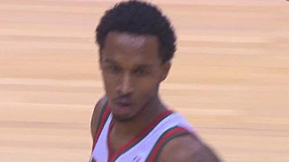 Ilyasova, Daniels lead Bucks past Bobcats