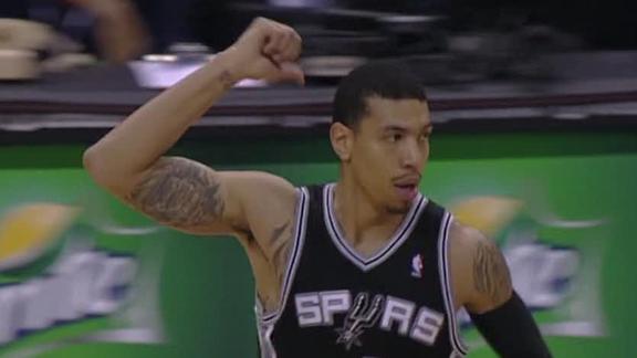 Spurs can team-record 19 3s, roll past Bobcats