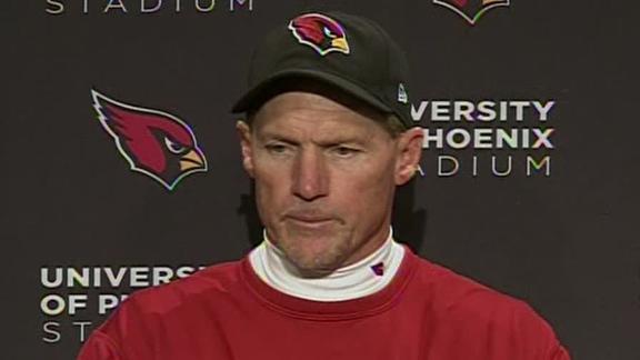 Fitzgerald's father says Cardinals have quit