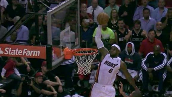 Heat pull away from Hawks in second half