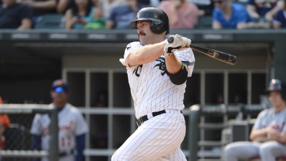 Sources: Youkilis agrees to deal with Yankees