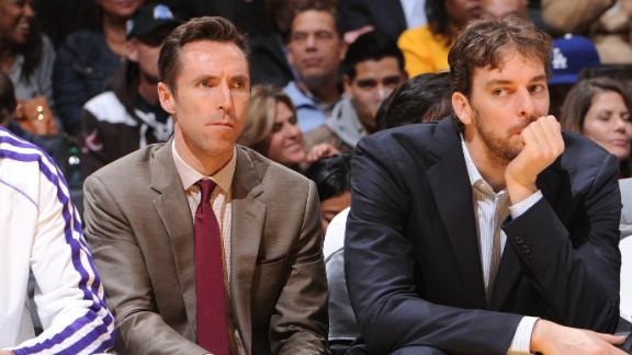 Lakers' Gasol, Nash both practice, eye return