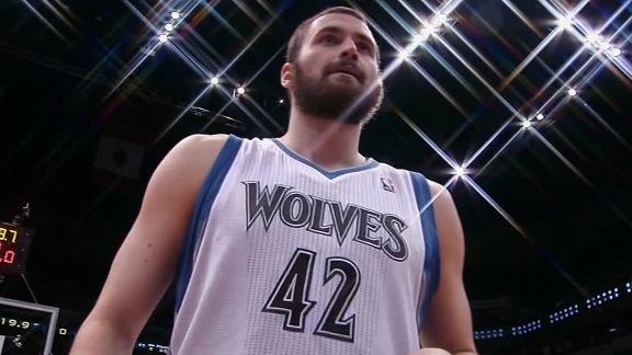 Pekovic, Love lift Timberwolves over Suns