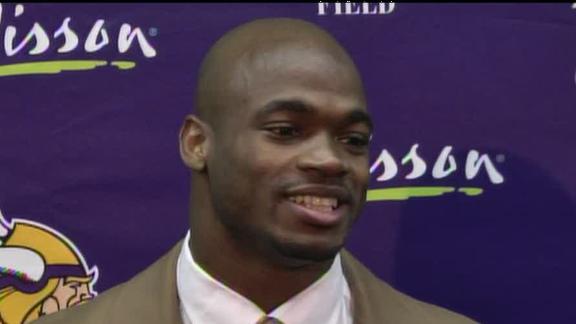 Peterson narrowly misses NFL rushing record