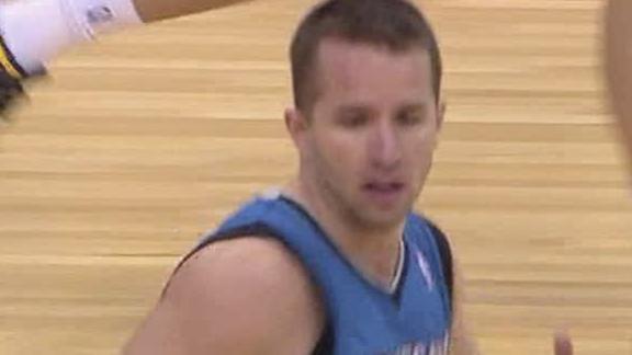 Barea lifts Timberwolves, lose Love to injury