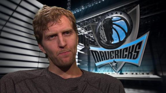 Cuban says struggling Mavs won't trade Dirk