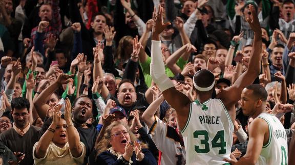 Celtics pull away late to shake off Rockets