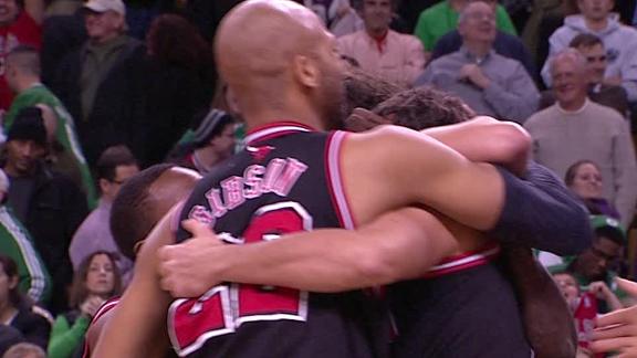 Belinelli's late jumper sends Bulls by Celts