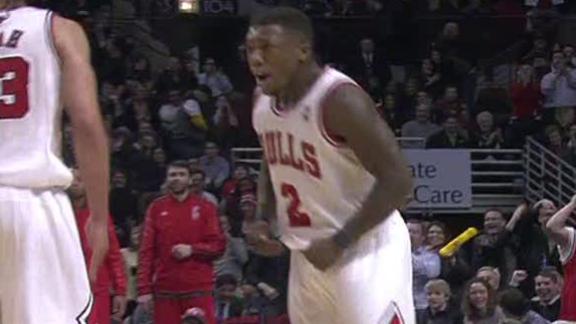 Robinson sparks Bulls' 4th-quarter comeback