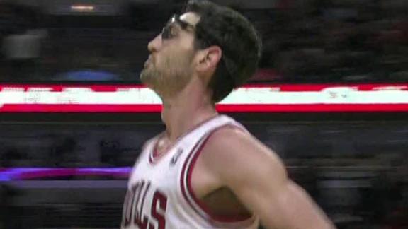 Video - Bulls Roll Warriors, 103-87