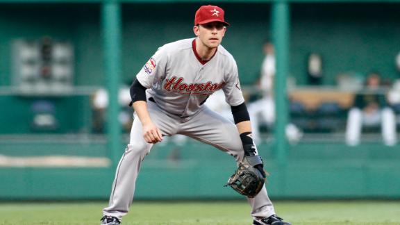 A's acquire Lowrie from Astros in 5-player deal