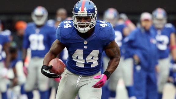 Giants cut payroll, release Bradshaw, Canty