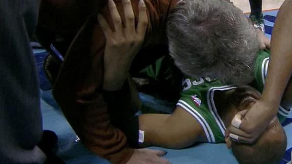 Celtics G Barbosa out for season with torn ACL