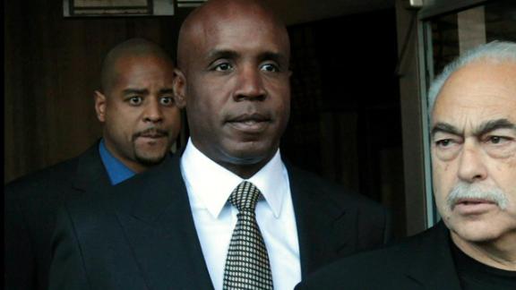 Bonds seeks dismissal of his felony conviction