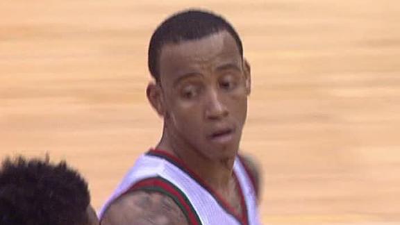 Video - Bucks Rally To Top 76ers, 94-92
