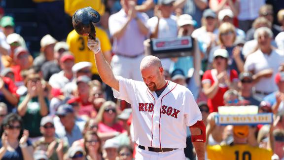 Youkilis says he's 'proud to be a Yankee'