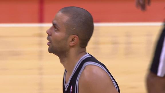 Parker, Spurs crush Clippers to win 5th in row