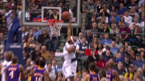 Video - Vince Carter Dunks