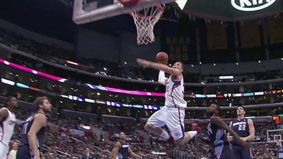 Griffin leads surge as Clippers trounce Bobcats