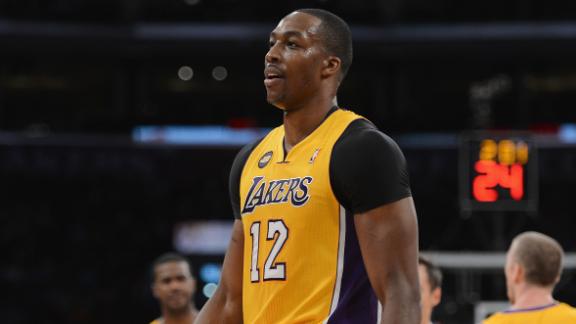 Howard vows to keep 'pushing' through injuries