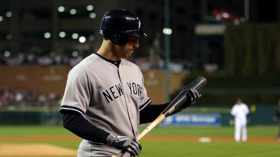 Teixeira won't risk additional damage to wrist