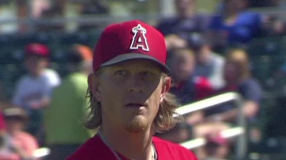 Dice-K leaves outing early due to cramp in leg