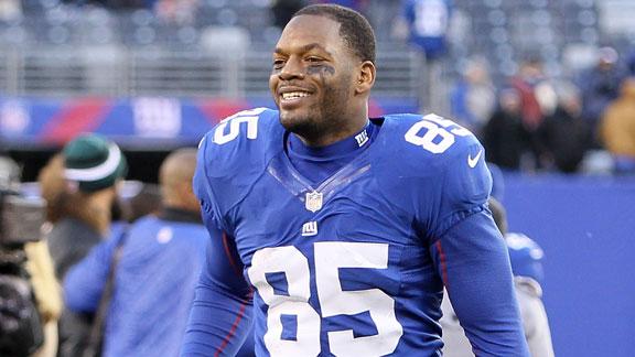 Bears agree on 4-year deal with TE Bennett