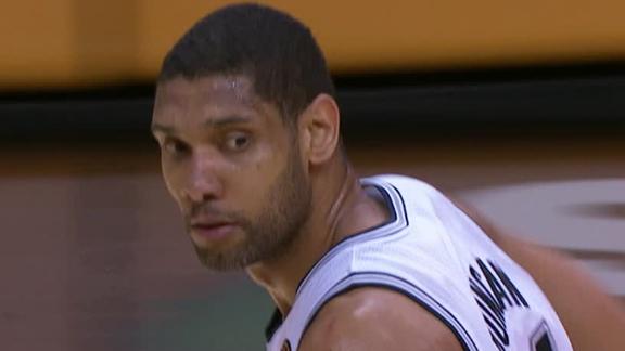 Spurs edge Mavericks to sweep season series