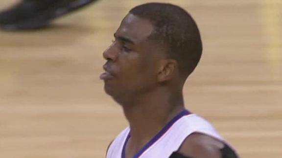 Paul leads Clippers to easy victory over Philly
