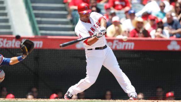 Sources: Yankees to acquire Wells from Angels