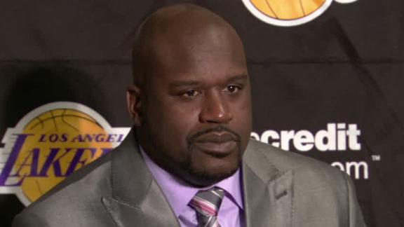 Shaq tweaks Howard before jersey retirement