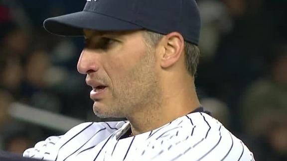 Yankees ride Pettitte, Mariano to first victory