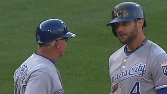 Royals rally to spoil Phillies' home opener