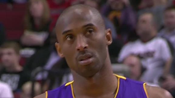 Kobe drops 47 as Lakers boost playoff hopes
