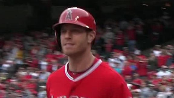 Trout, Hamilton hit homers to power Angels