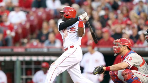 Phillips' clutch hit ends Reds' five-game skid