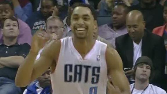 Video - Henderson Leads Bobcats Past Knicks
