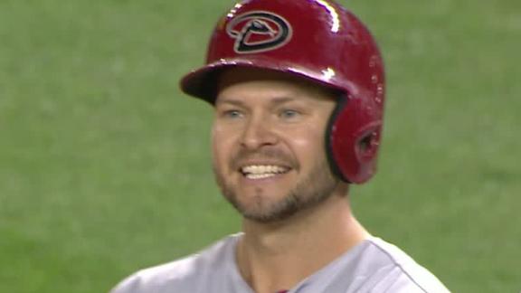 D-backs score 4 in 12th to put away Yanks