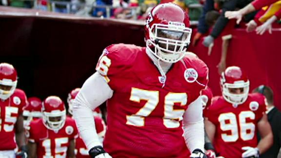 Miami Dolphins get OK from Kansas City Chiefs to talk to Brande…