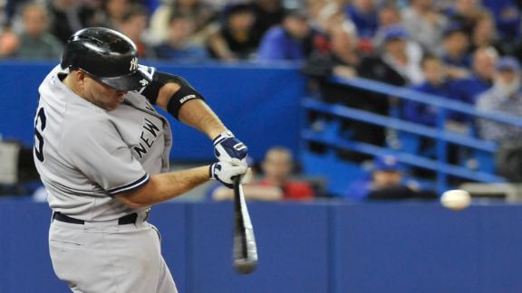 Yanks pounce on Jays' error to win in 11th