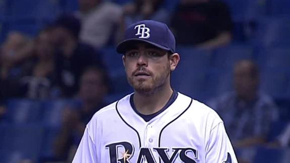 Moore shuts down Yankees, improves to 4-0