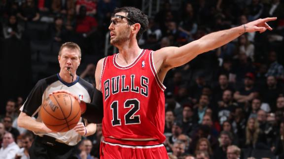 Bulls' Hinrich (calf) out for Game 5 vs. Nets