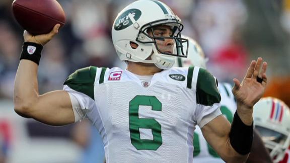 Jets QB Smith making switch, fires agents