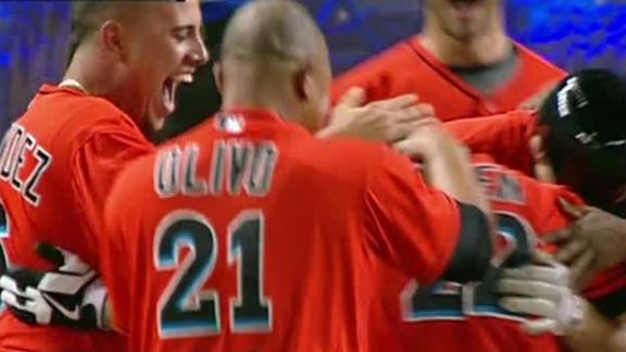 Marlins' Stanton expects to be out a month