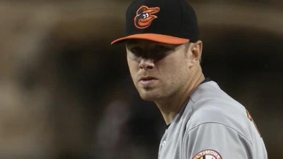 O's Tillman quiets Angels in homecoming