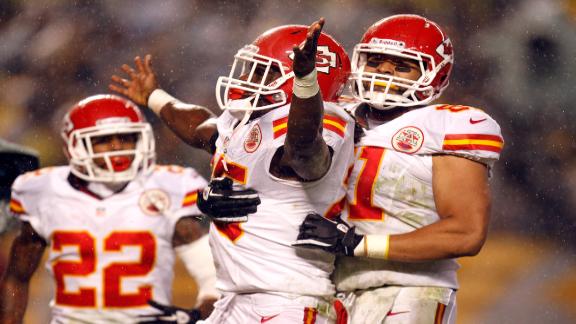Com_130513_nfl32ot_episode_322