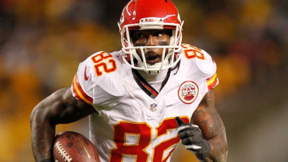Bowe predicts he'll lead NFL in catches, TDs
